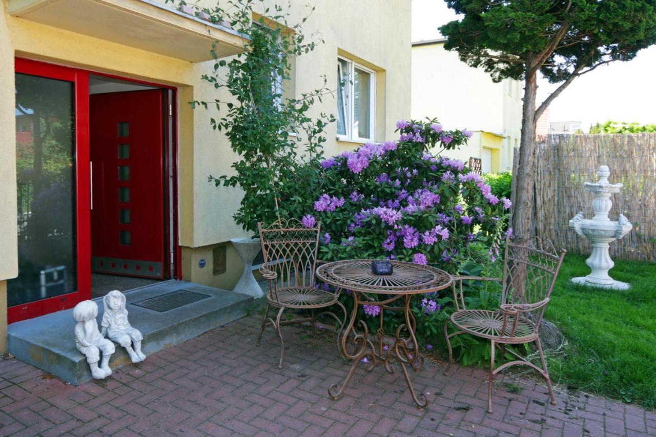 Cozy Souterrain-Half-Basement-Apartment Included 2 Bicycles Berlin Exterior foto
